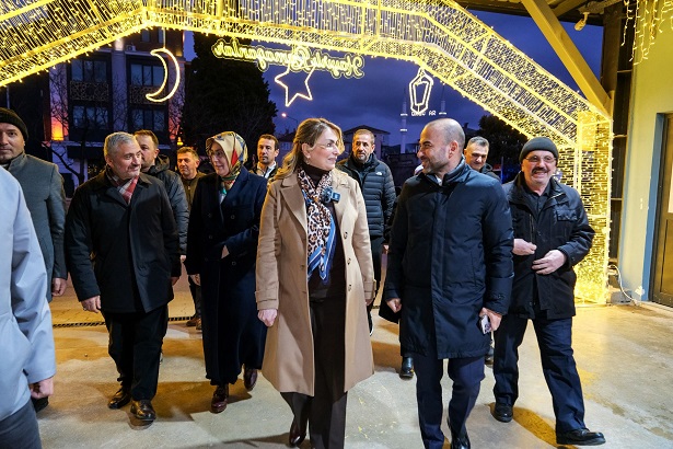 ALTINOVA’DA HÜRRİYET MAHALLESİ İFTARINA 2 BİNİN ÜZERİNDE KATILIM